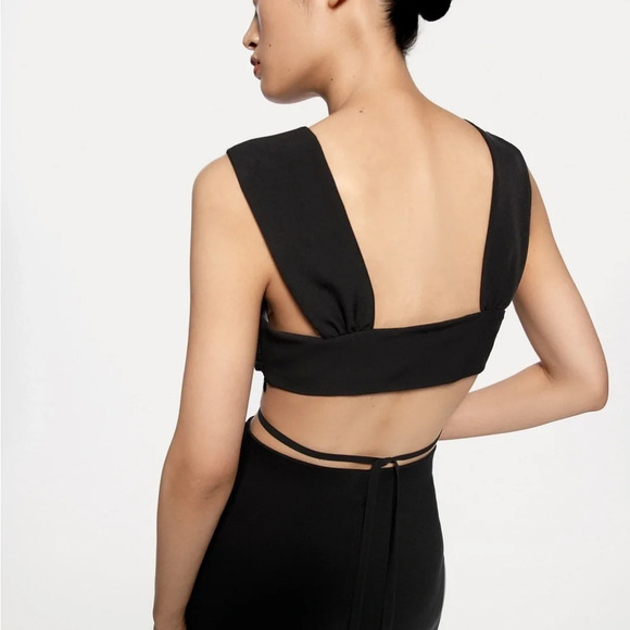 Zara crop top with diamond buttons - Picture 3 of 4